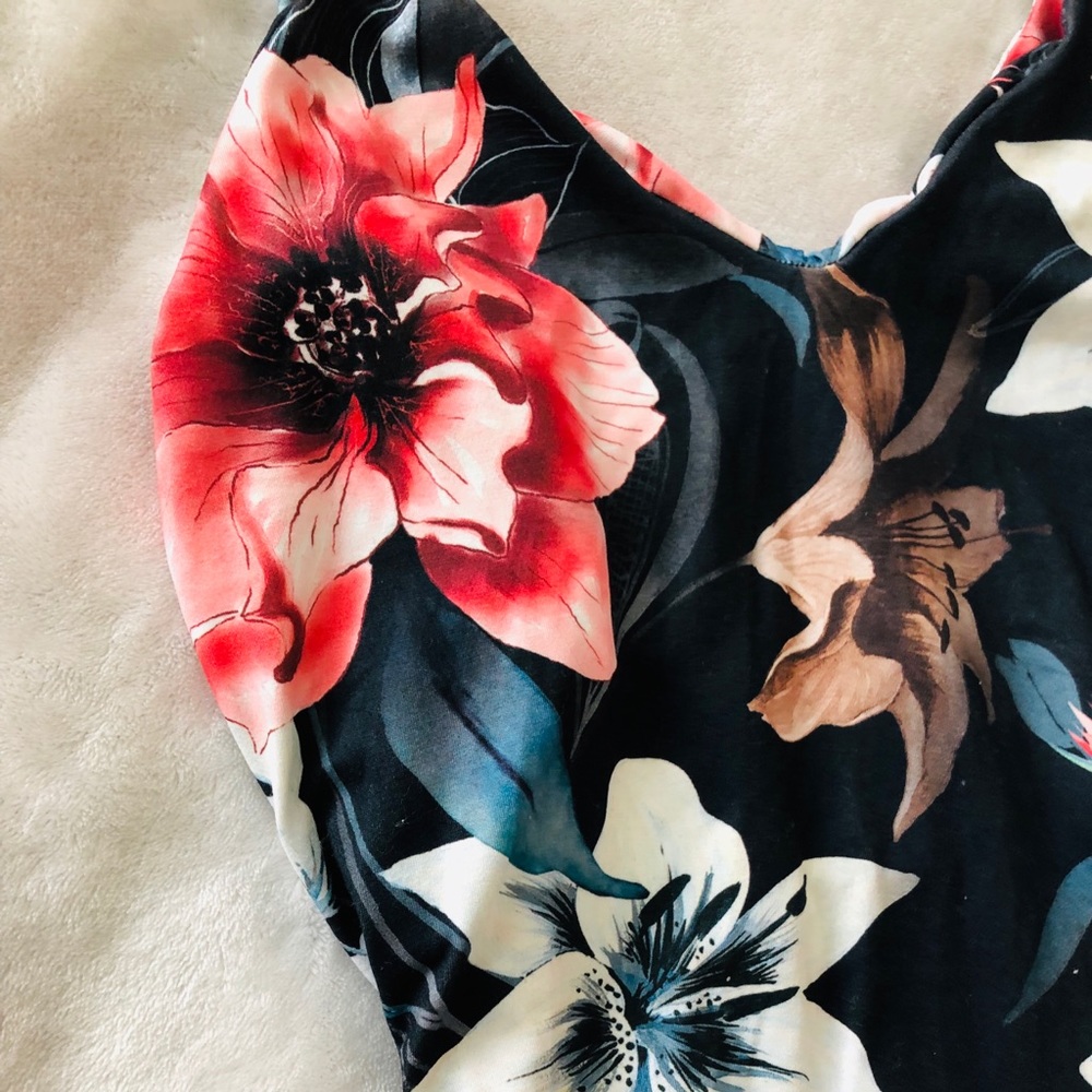 Floral bodysuit - Picture 3 of 4